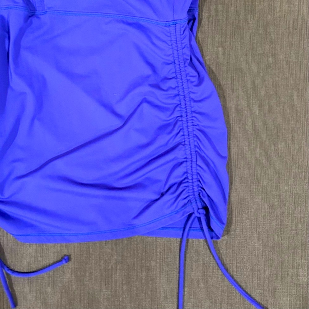 Athleta Side Scrunch Rashguard - Picture 5 of 5